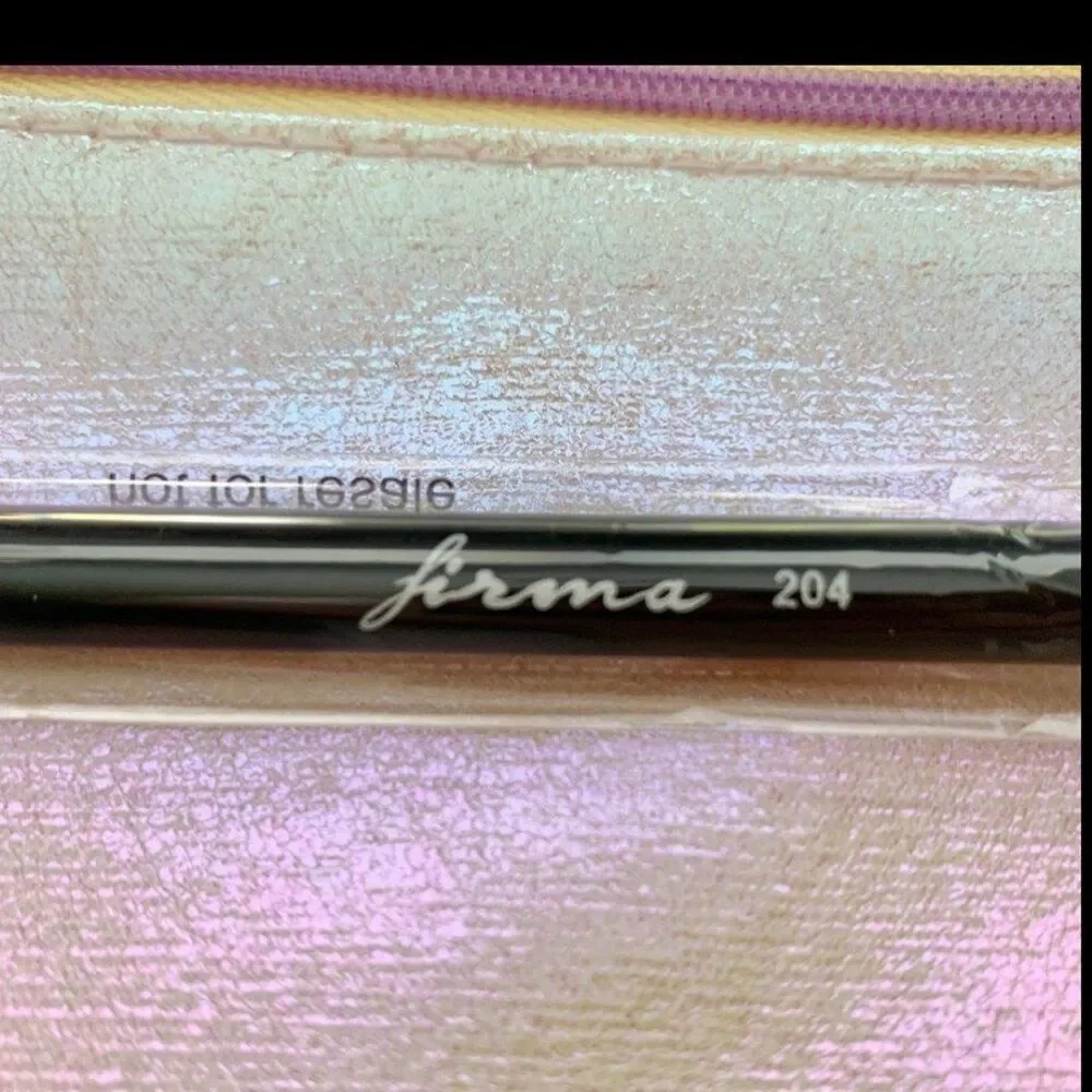 2/$10! Firma 204 Wide Blender Eyeshadow Brush Brand New